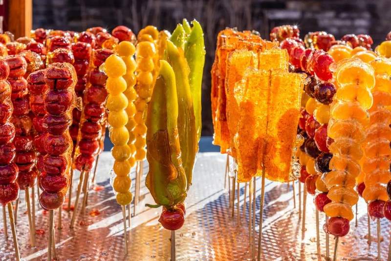 奶皮子糖葫芦爆火_一米糖葫芦特色品种_北方冰糖葫芦口感最佳