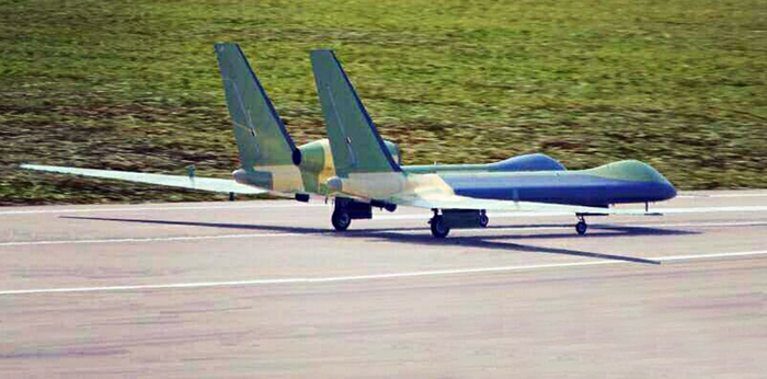 中国首创反隐身无人机,技术独一无二,令美俄望尘莫及