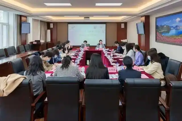 三八妇女节新闻稿_国际妇女节 习近平总书记 祝贺妇女