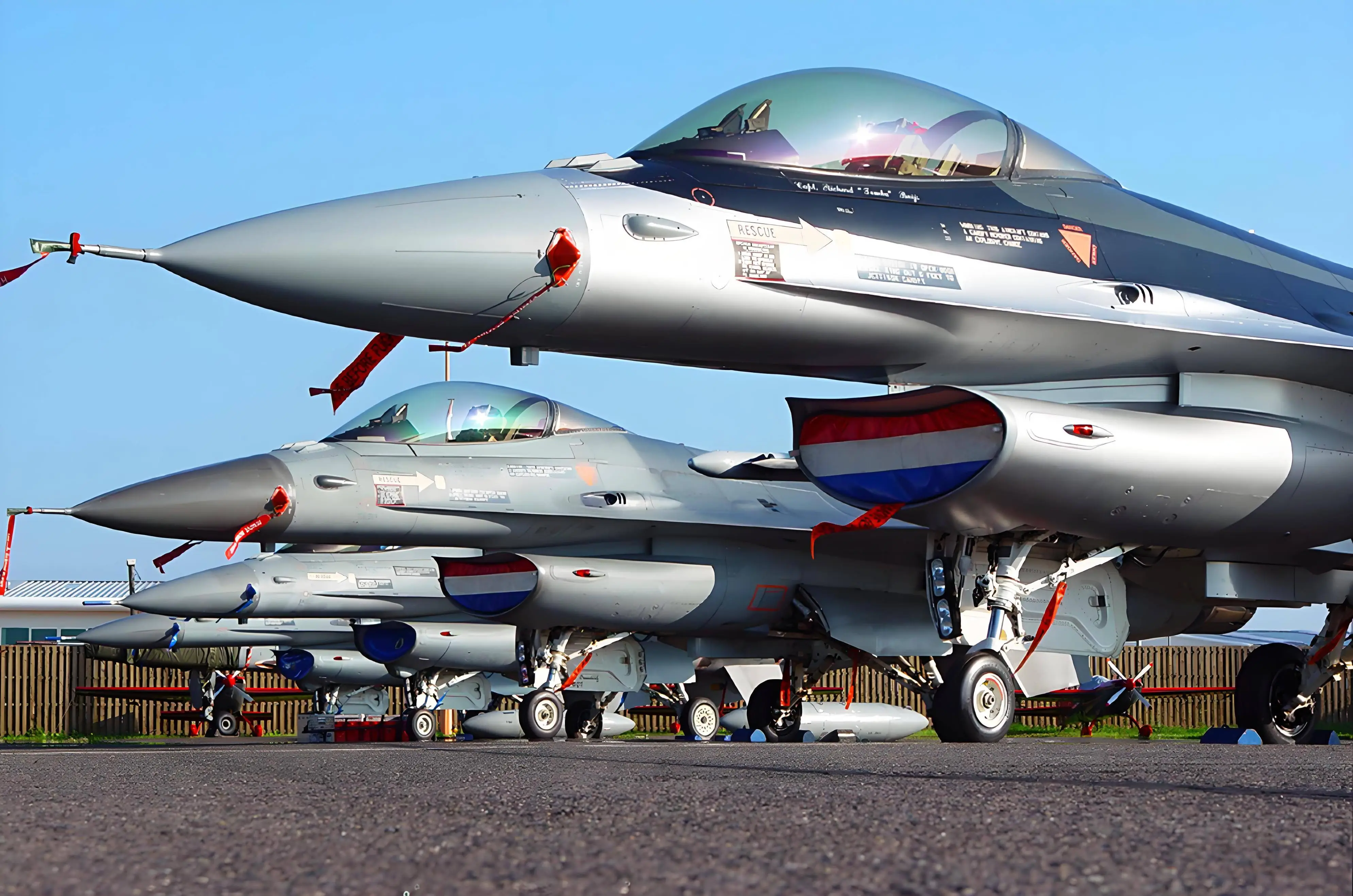 F16战隼战机性能特点_F16战隼战机全球应用案例_f16空战机动