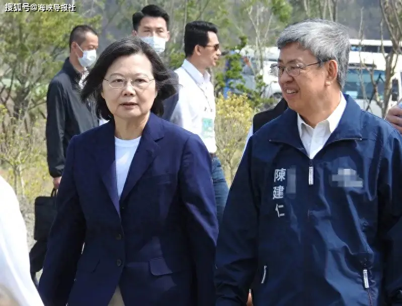蔡英文民调满意度低_蔡英文最新_台湾地区领导人蔡英文声望下降