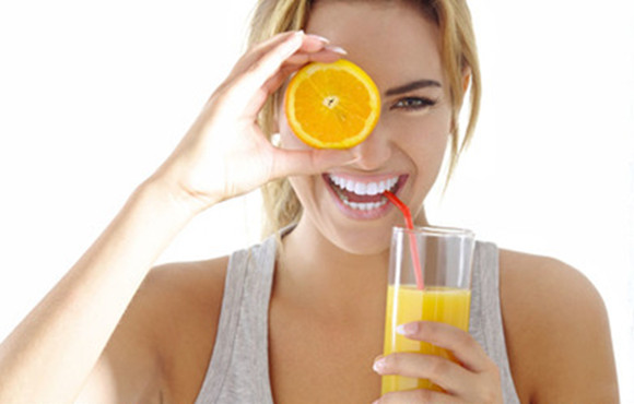 夏季想掉肉？何不试试柠檬片泡水减肥法