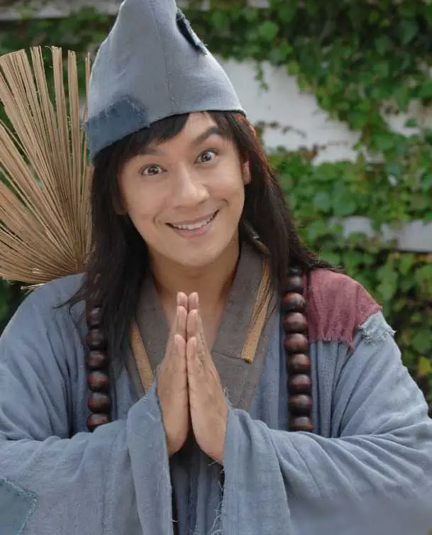 佘诗曼:会照顾许绍雄家人_佘诗曼如何从新人成长为视后_佘诗曼演艺生涯经历