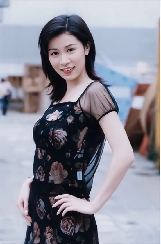 佘诗曼 演艺生涯 事业巅峰_佘诗曼：会照顾许绍雄家人