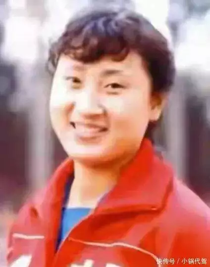 郎平意外发现，前女排队长杨锡兰，瑞士当保安谋生