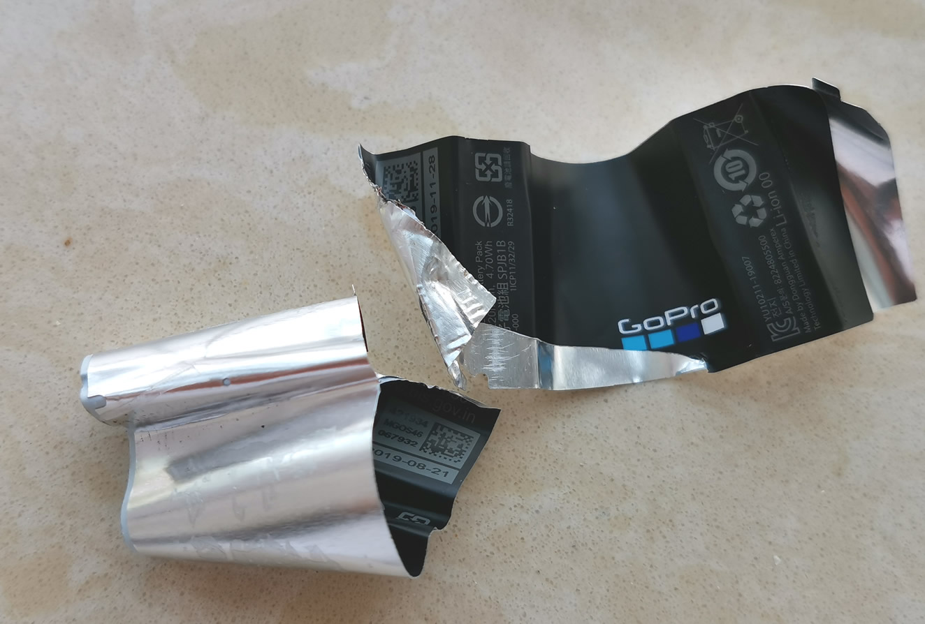 gopro8备用电池鼓包处理方法_电池鼓包放气_gopro8电池鼓包维修