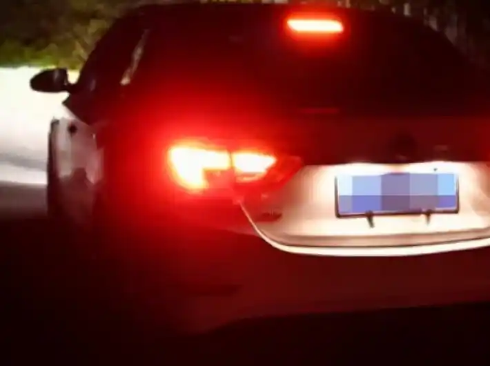 碰瓷党又来了，专挑这种车作案！开口索要5万！金鼎已有司机被……