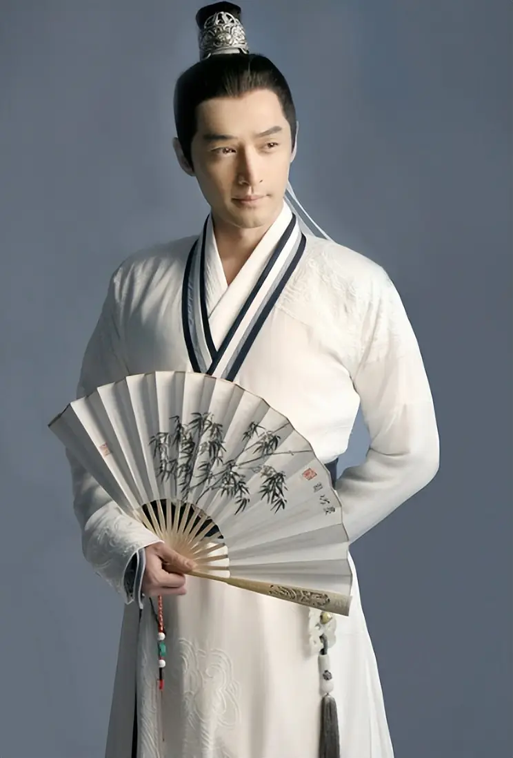 胡歌民盟中央宣传委员会副主任_胡歌在西藏有新身份_胡歌公益慈善事业