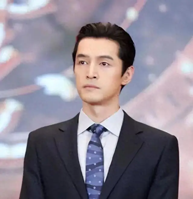 太突然！官媒发文，胡歌新职务曝光，42岁的他让人刮目相看