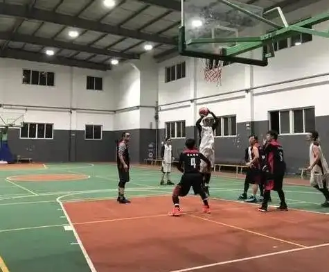 吴天昊郝志鹏篮球场冲突细节_长春砍手门 闻哥_长春砍手门事件真相