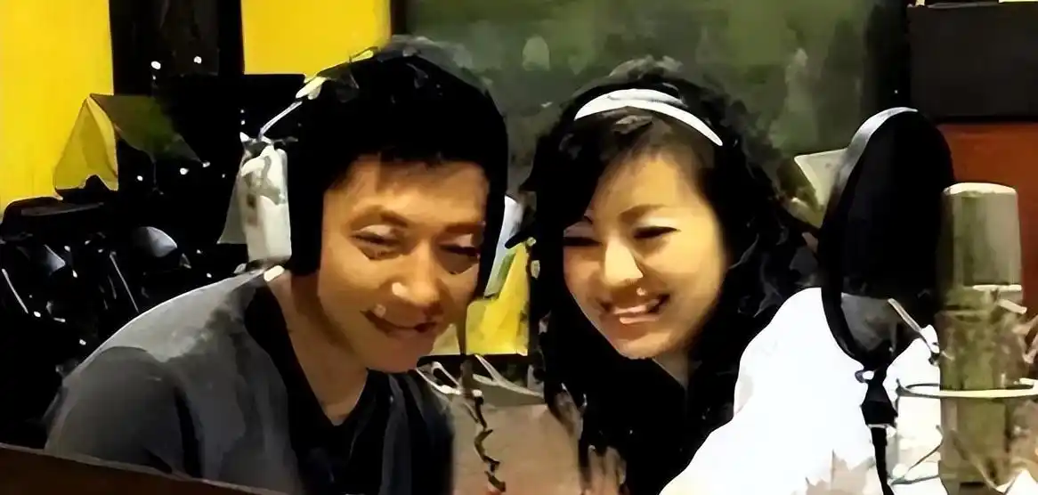 经纬 撒贝宁 恋情_经纬 主持生涯_经纬和撒贝宁的照片