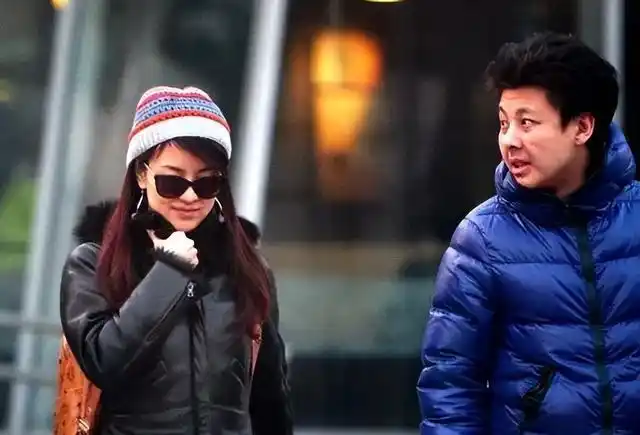 涂经纬富豪男友_经纬和撒贝宁的照片_涂经纬撒贝宁恋情