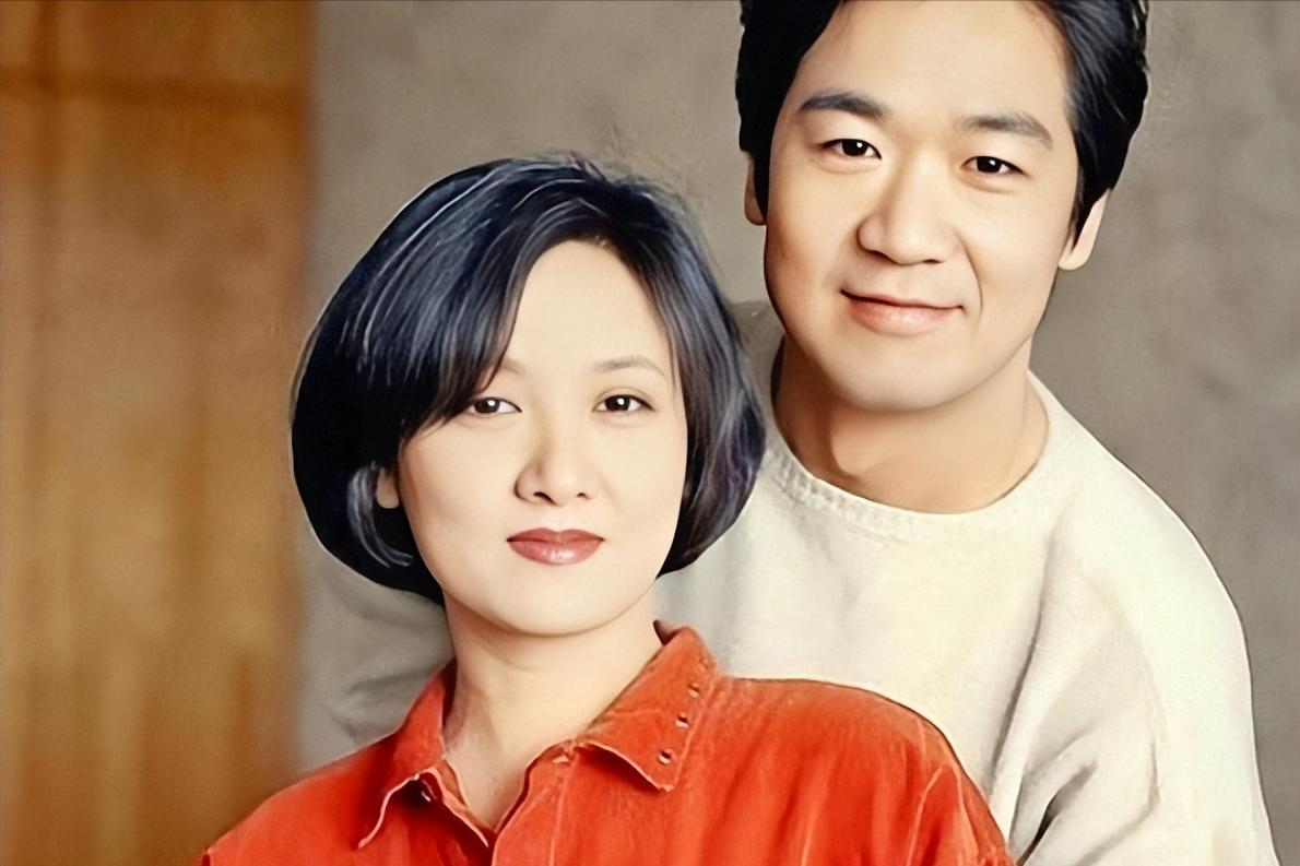 张国立为什么和前妻离婚_张国立邓婕离婚协议 不许再生育 条款 邓婕为了张国立放弃生育 张国立邓婕婚姻故事
