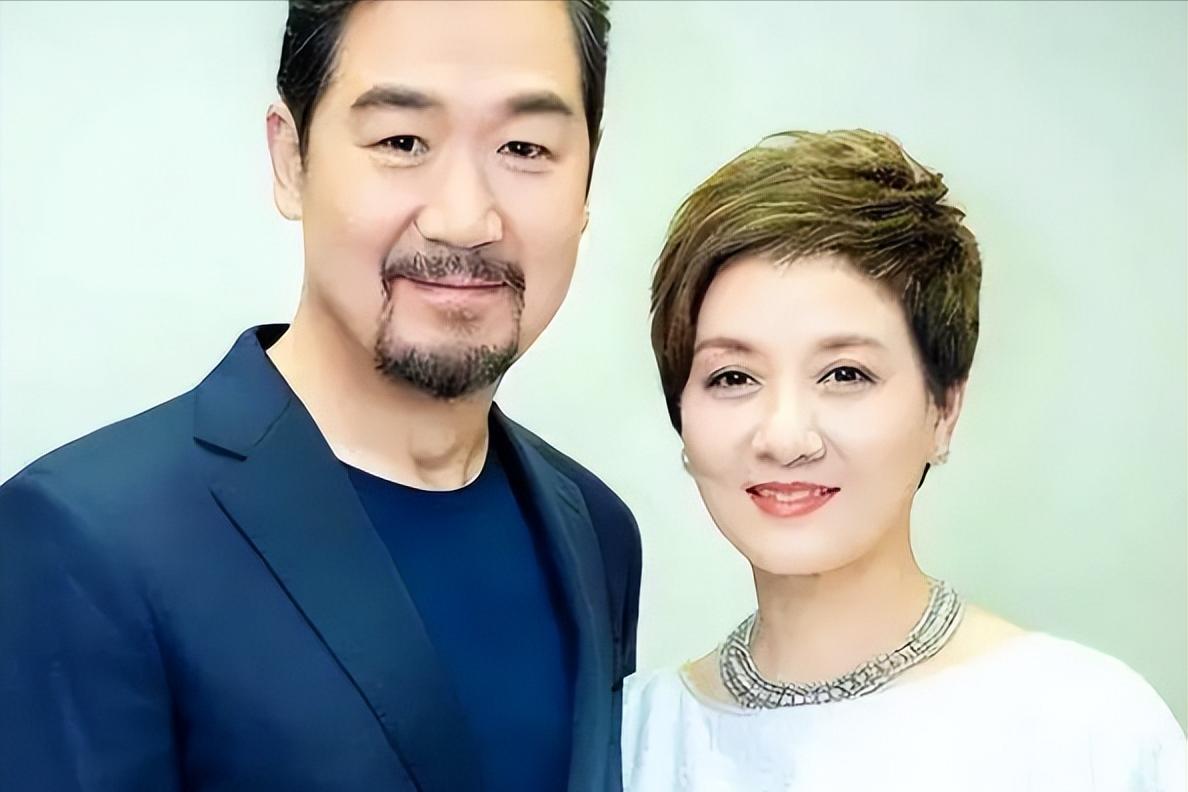 张国立邓婕离婚协议 不许再生育 条款 邓婕为了张国立放弃生育 张国立邓婕婚姻故事_张国立为什么和前妻离婚