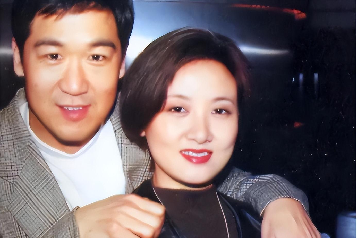 张国立邓婕离婚协议 不许再生育 条款 邓婕为了张国立放弃生育 张国立邓婕婚姻故事_张国立为什么和前妻离婚
