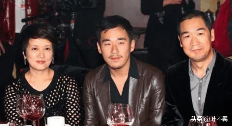 张国立为什么和前妻离婚_邓婕 张国立 夫妻关系
