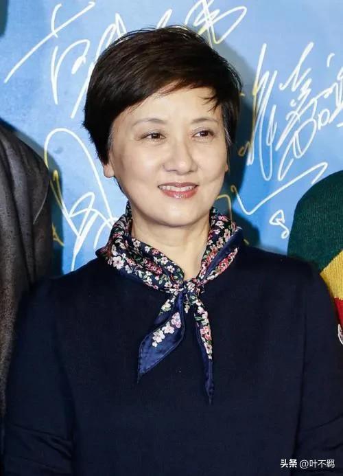 张国立为什么和前妻离婚_邓婕 张国立 夫妻关系