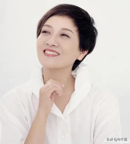 张国立为什么和前妻离婚_邓婕 张国立 夫妻关系