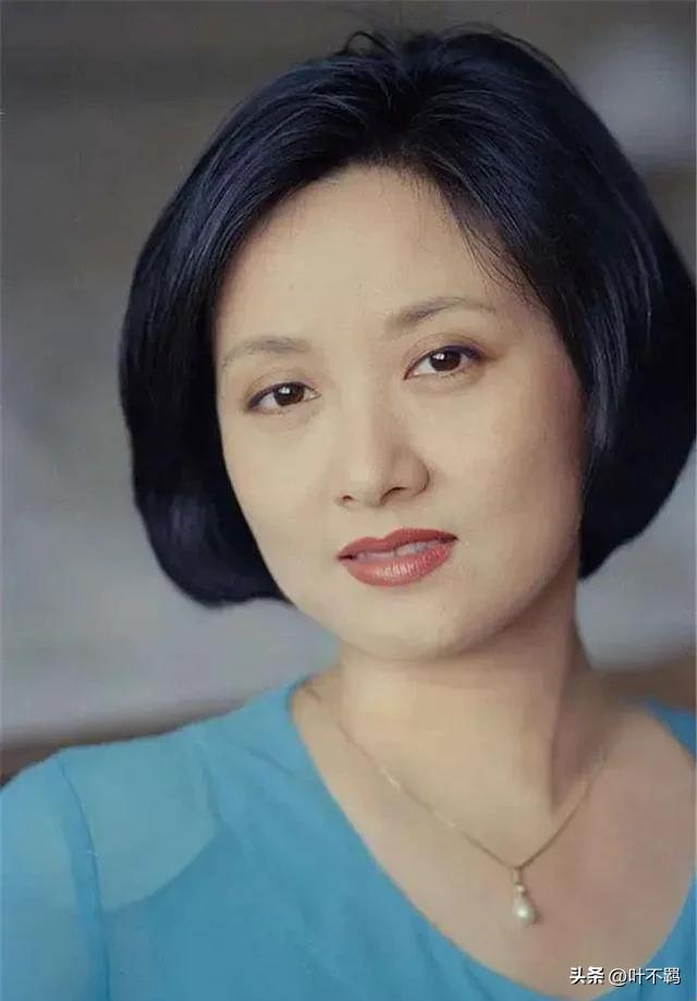 邓婕 张国立 夫妻关系_张国立为什么和前妻离婚