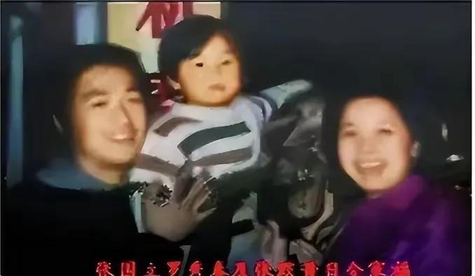 张国立为什么和前妻离婚_张国立与邓婕的爱情故事_张国立邓婕罗秀春三角关系