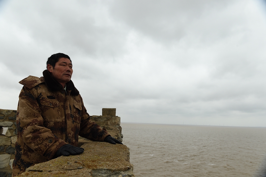 习近平总书记缅怀纪念英烈事迹_习近平深情瞻仰人民英雄纪念碑_学习习近平总书记讲述的英烈故事