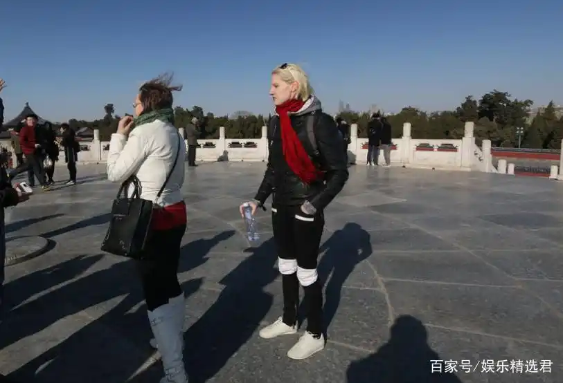 经纬和撒贝宁的照片_撒贝宁 主持生涯 早期经历_撒贝宁 感情史 首任女友涂经纬