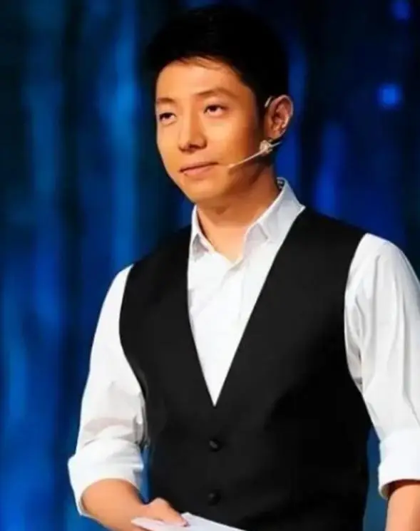 涂经纬央视主持生涯_经纬和撒贝宁的照片_涂经纬撒贝宁感情经历