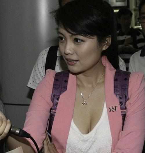 央视记者工作内容_新闻联播播音员工资_央视记者工资