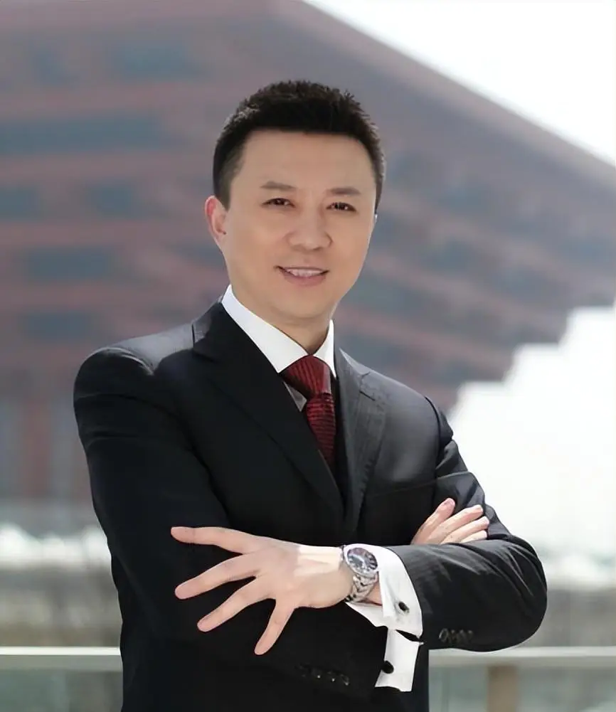 潘涛为何离开东方卫视_潘涛 主持生涯 45岁北漂经历