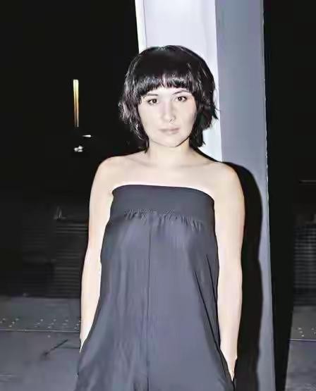 赌王女儿何超琼 何超英 何超仪_赌王何鸿燊视频