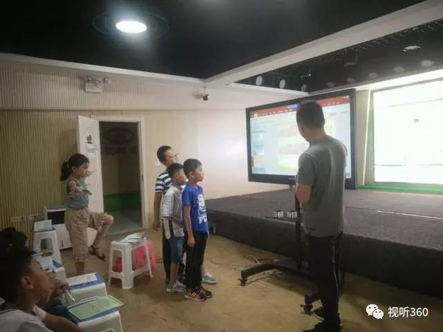 五要素的新闻两篇_介休电视台星生代小记者暑期特训营新闻定义特点要素_新闻定义特点要素小记者培训