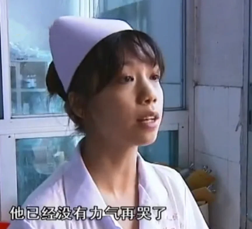 太平间发现弃婴故事_江西靖安医院弃婴事件_雨夜弃婴