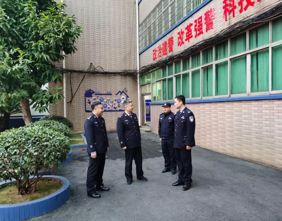 南昌市公安局长深入南昌县公安局莲塘派出所督导检查