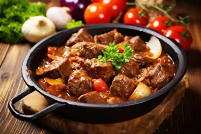 将破万亿元！谁在“唱衰”预制菜？