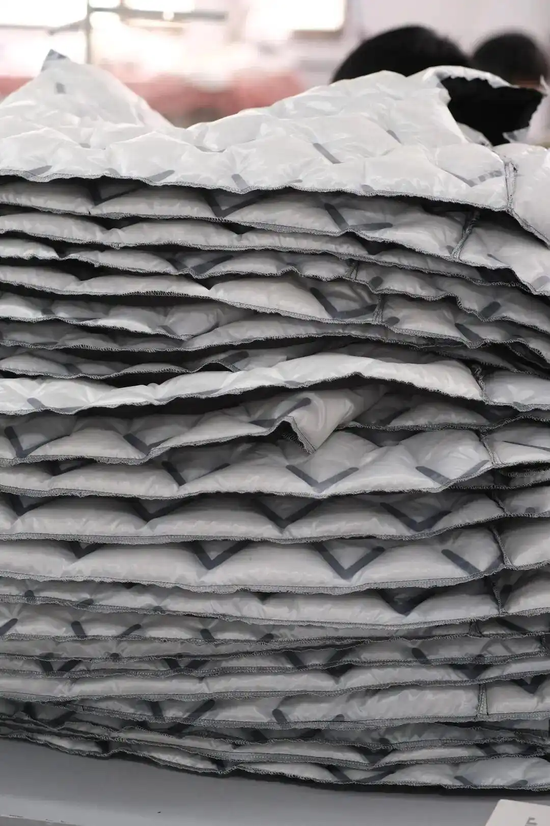 300元以下的羽绒服，能买吗？