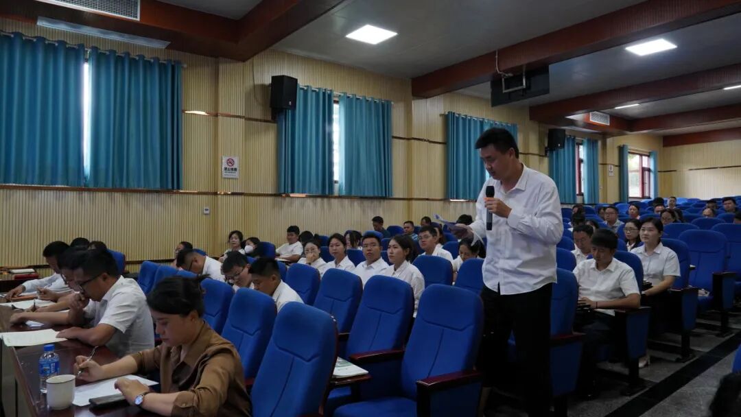 新闻发布会情景模拟_勐腊县新闻发布会模拟演练_宣传策划与舆论引导能力提升