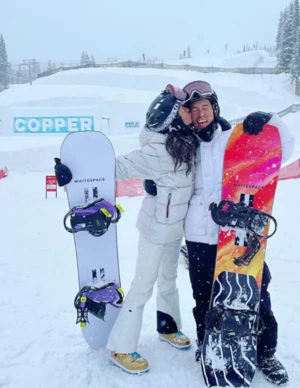 肖恩怀特滑雪_单板滑雪U型场地技巧 平野步梦 肖恩怀特