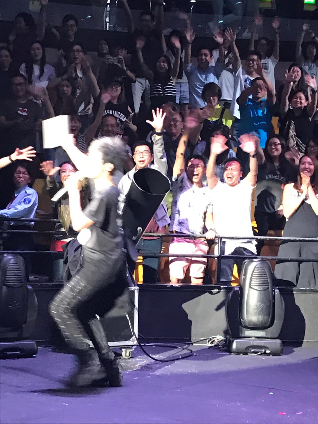 红馆观后感_hocc_演唱会现场体验