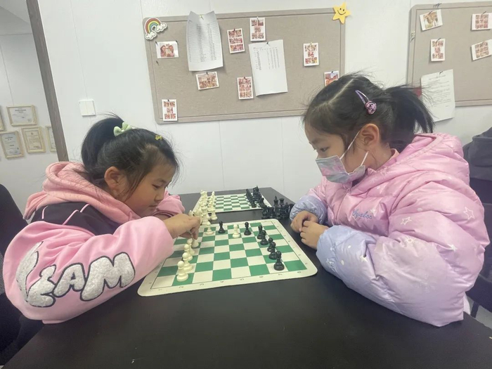 国际象棋入门教程_国际象棋历史_下国际象棋的游戏规则