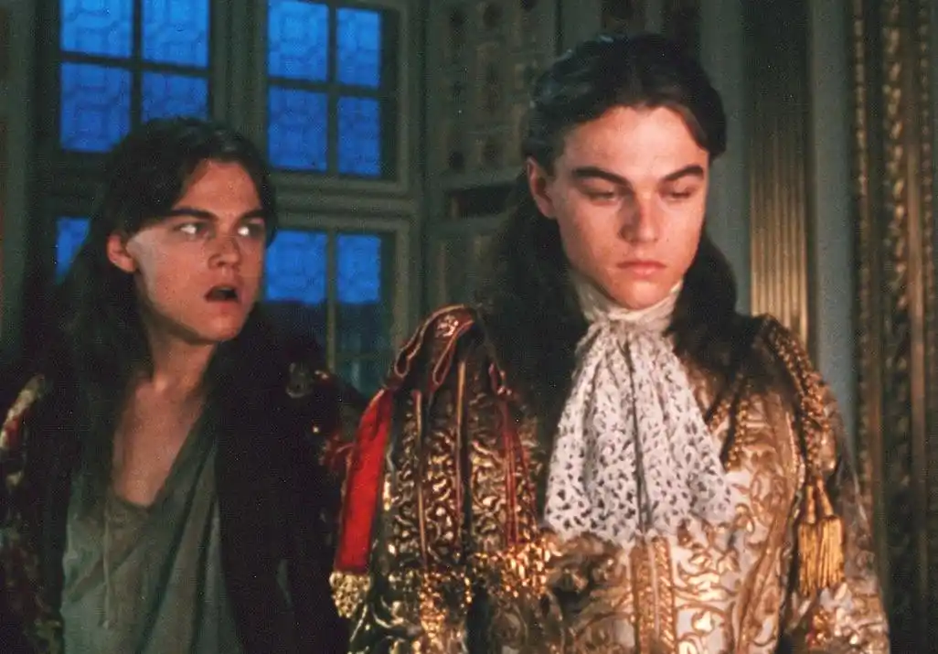 面具说话撕裂人电影_演员角色变换技巧_演员一人分饰多角