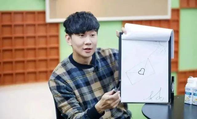 双人踩气球的游戏规则_偏娱乐类团建游戏_猜歌游戏