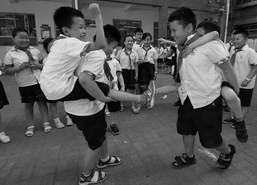 济南儿童骑马打仗_骑马打仗游戏规则_骑马打仗游戏规则