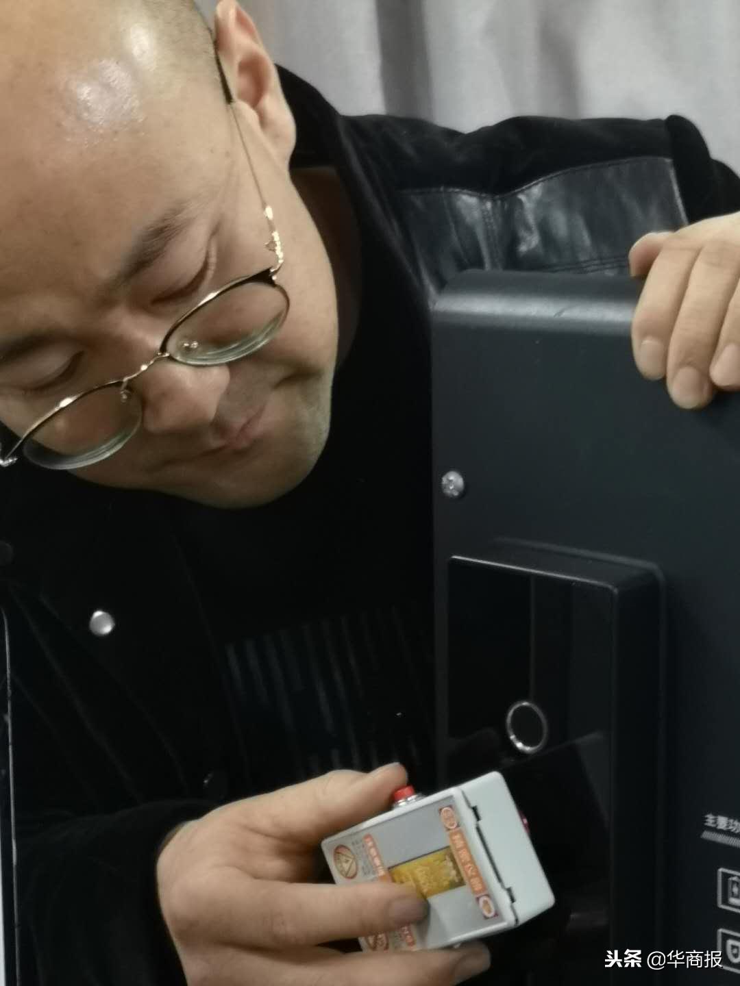 特斯拉线圈开锁原理_电子密码锁设计中遇到的问题_智能锁安全测试