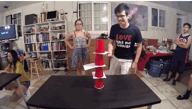 年会游戏推荐_洞房花烛夜游戏规则_适合年会气氛活跃的游戏