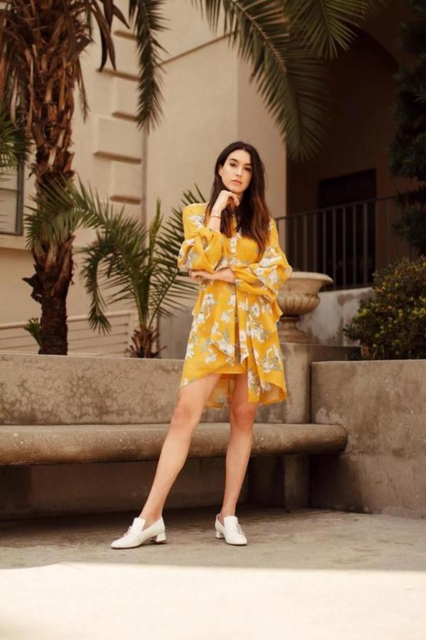 高档雪纺衫_高级配色技巧_夏季穿搭色彩搭配