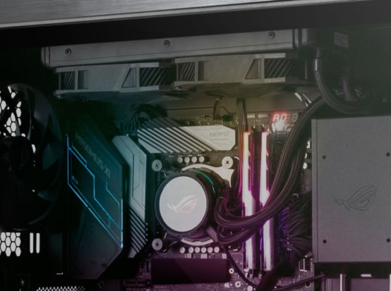 华硕ROG STRIX HELIOS机箱信仰级电竞机箱 高塔结构高兼容性机箱_华硕主机找不到开机键