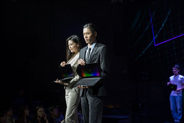 雷蛇笔记本是什么系统_雷蛇灵刃潜行版售价_Razer Blade Stealth超极本