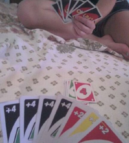 UNO游戏毁友情_桌游毁人友谊_大富翁桌游游戏规则