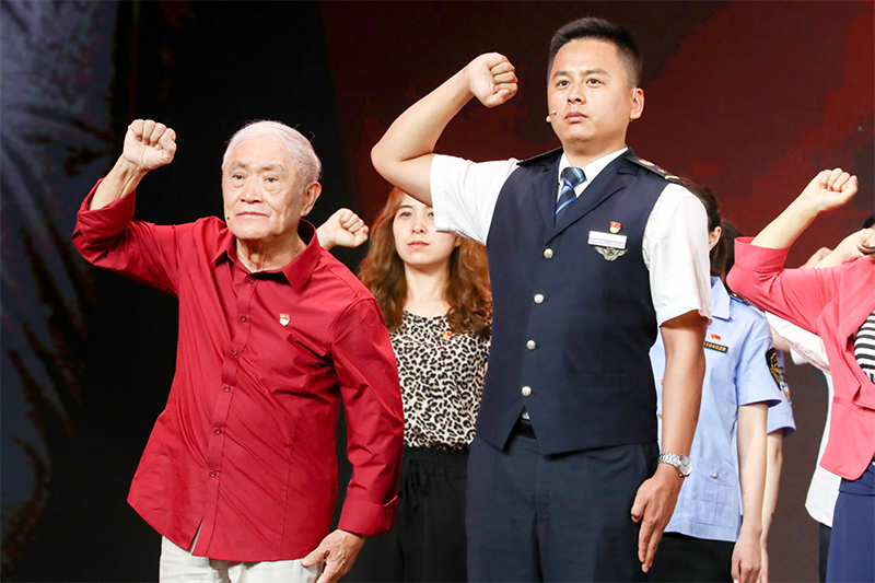 在歌声中聆听“榜样”故事