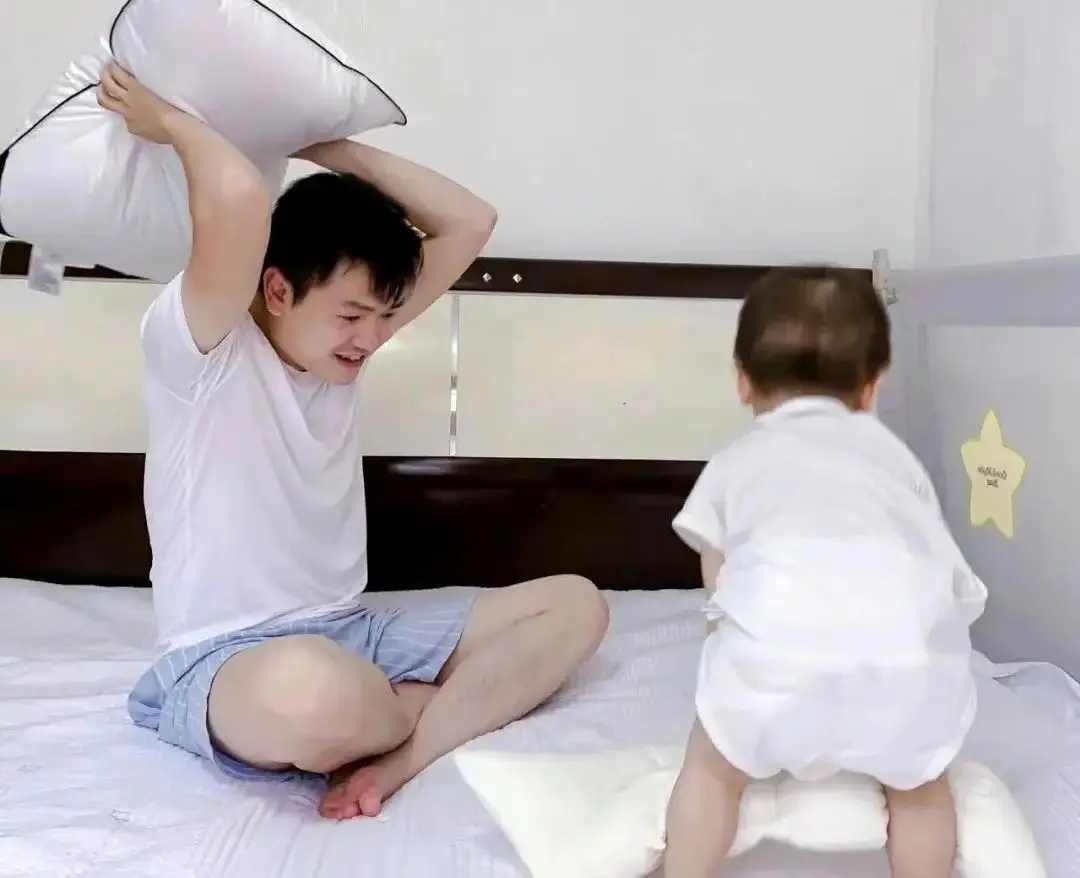 适合多孩家庭的亲子游戏_亲子跳绳游戏规则_多孩家庭亲子游戏